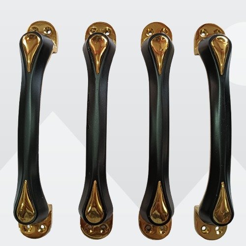 8'' 2010 BLACKE AND GOLDEN DOOR HANDEL