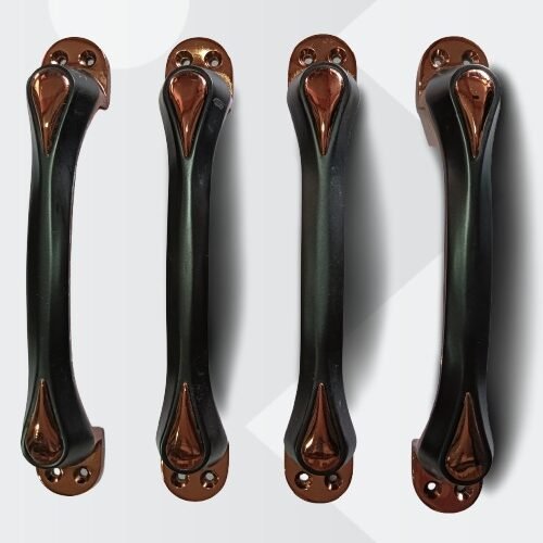 8'' 2010 BLACKE AND GOLD DOOR HANDEL